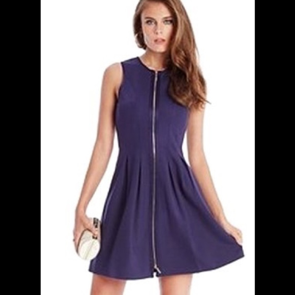 Marciano Purple zipper dress Size 2- has pockets!
